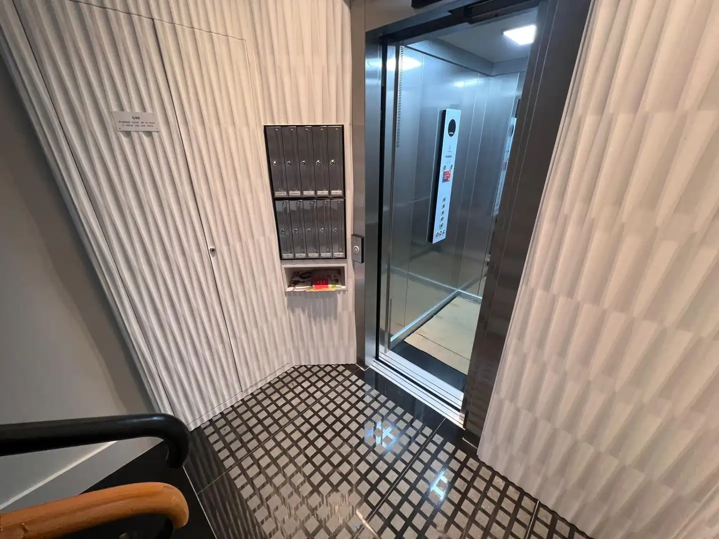 Apartamento de alquiler en León Capital  con Calefacción, Parquet y Amueblado