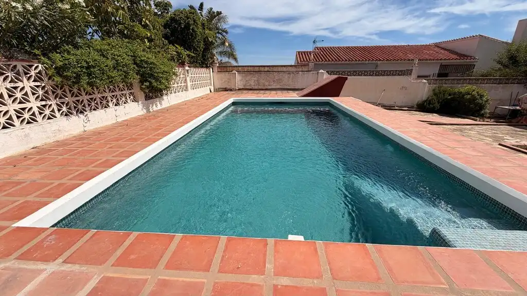 Piscina de Casa o chalet de alquiler en Vélez-Málaga con Jardín privado, Piscina y Amueblado