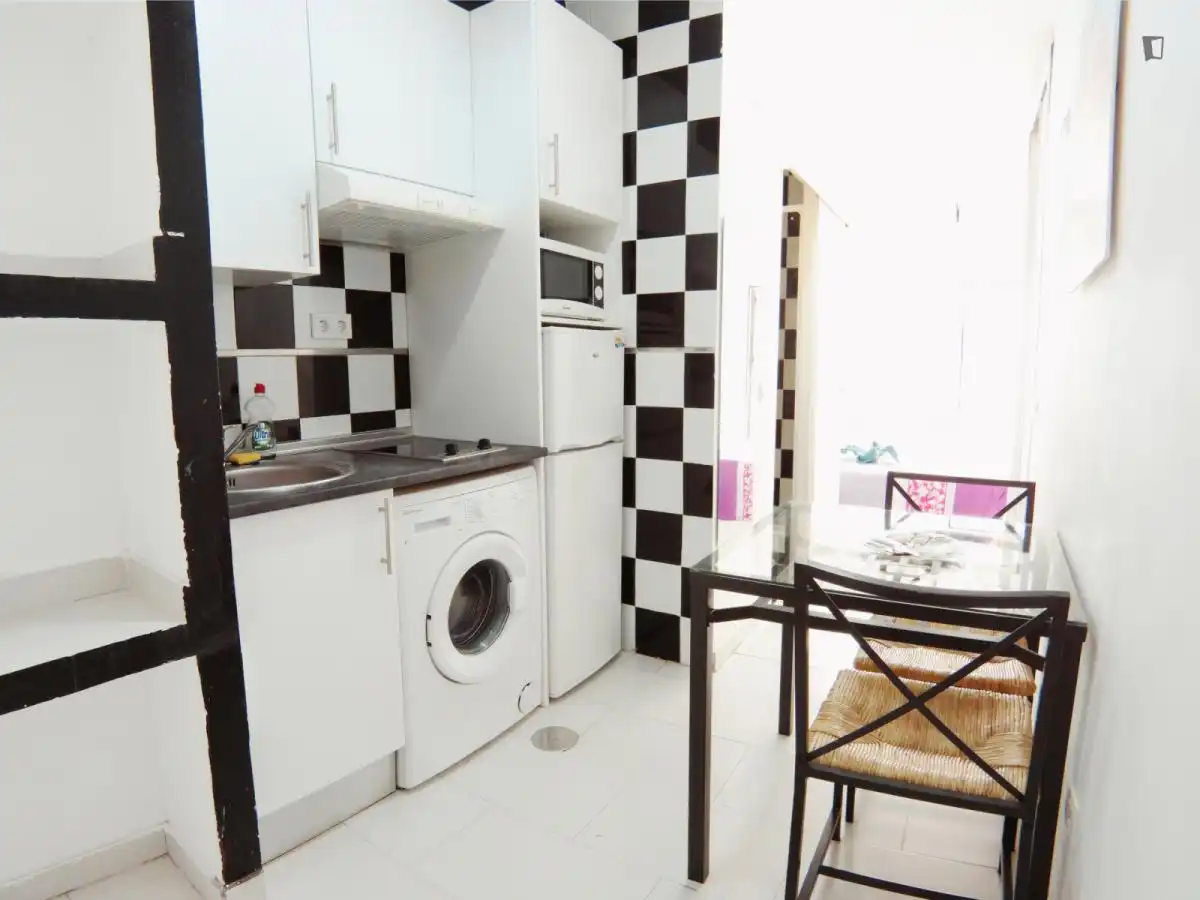 Estudio de alquiler en Puerta del Ángel