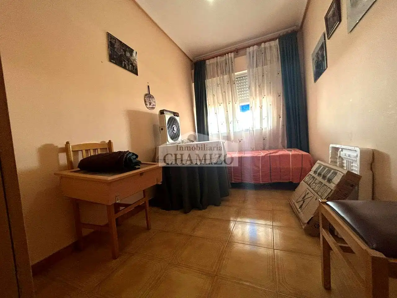 Habitación de Ático en venta en Villanueva de la Serena con Aire acondicionado, Terraza y Amueblado