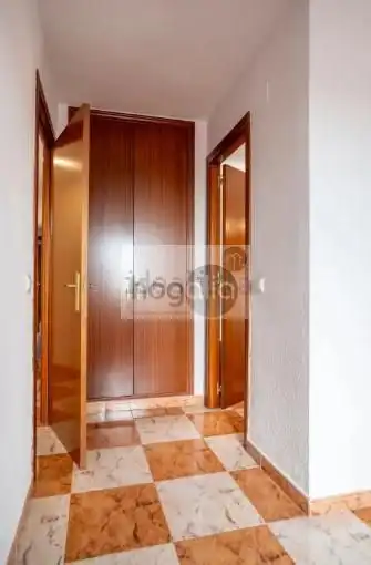 Piso de alquiler en Colores - Entreparques