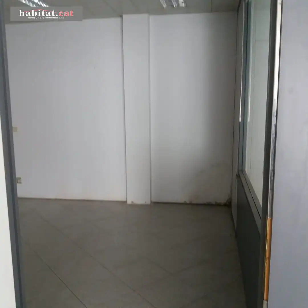 Local comercial en venda a Ametllers - Poble-Sec, imagen 8