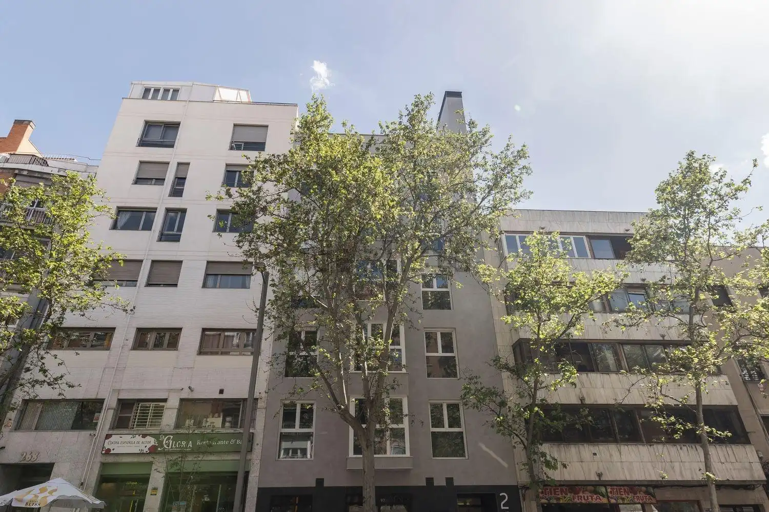 Vista exterior de Piso en venta en Madrid