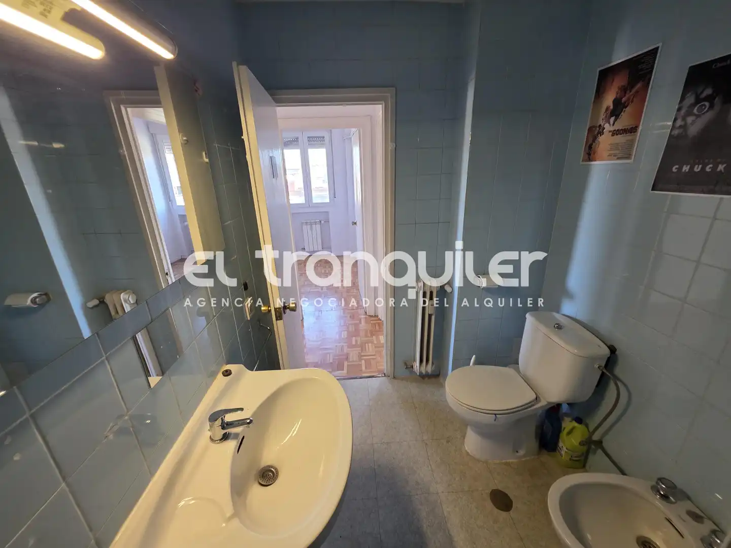 Bathroom of Flat for rent in Madrid  with Air Conditioner, Parquet flooring and Terrace