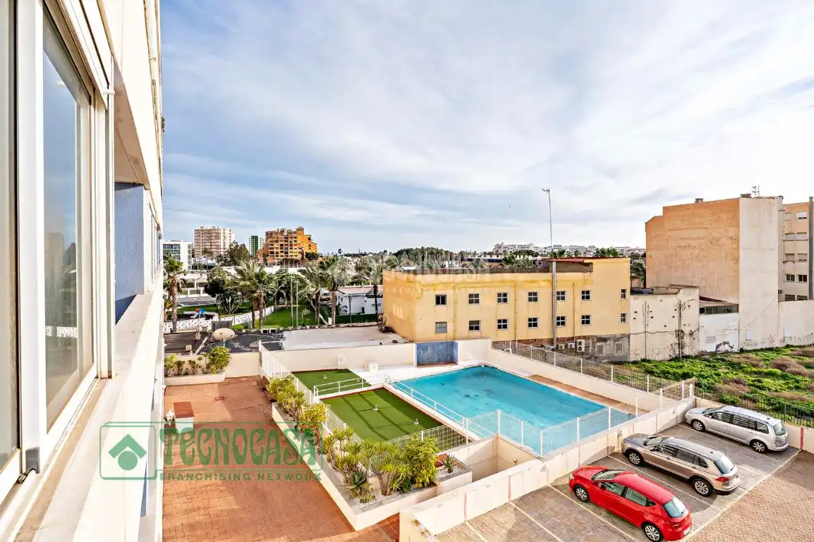 Swimming pool of Flat for sale in Roquetas de Mar  with Air Conditioner and Heating