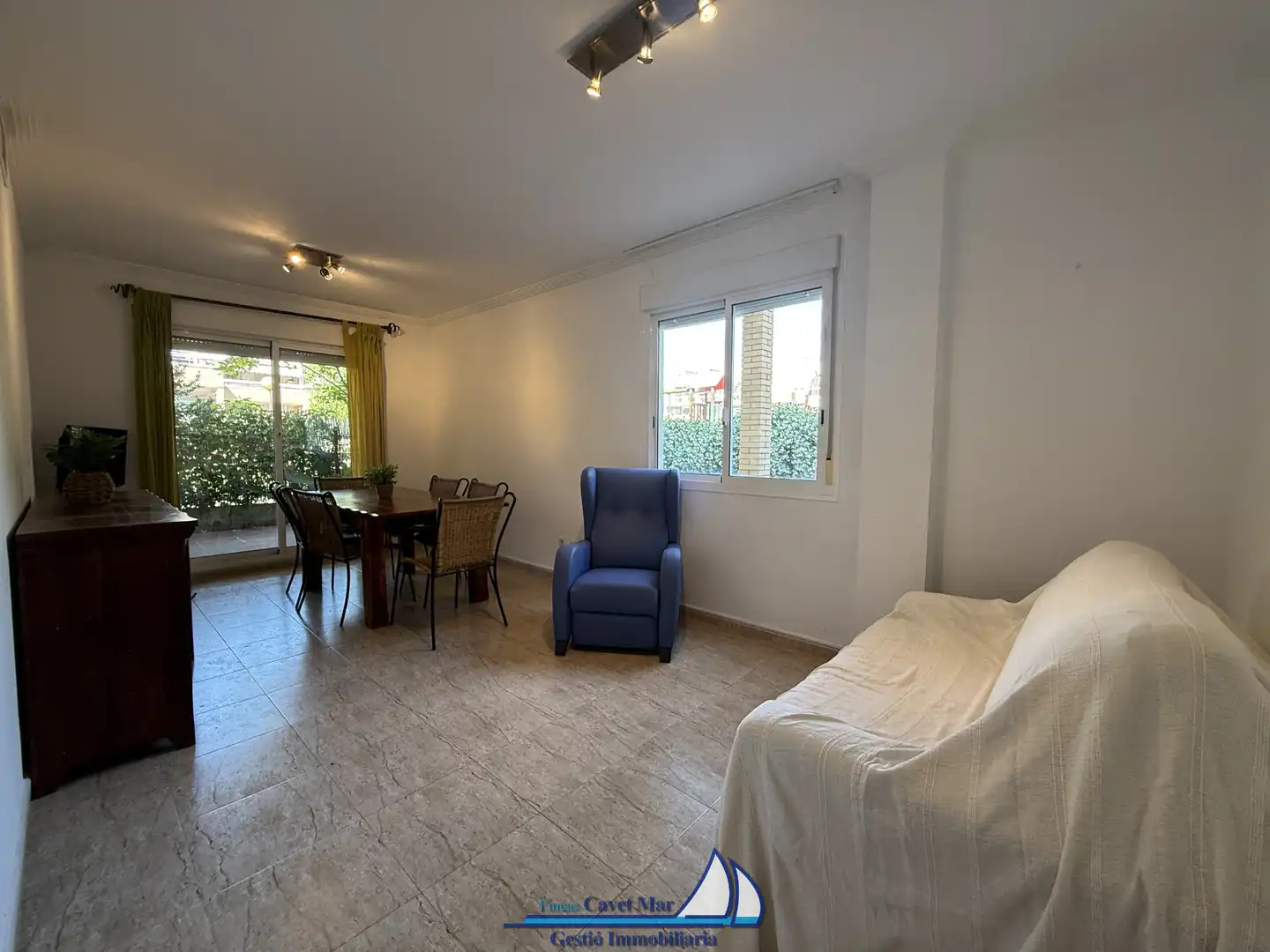 Sala d'estar de Apartament en venda en Cambrils amb Aire condicionat, Calefacció i Jardí privat