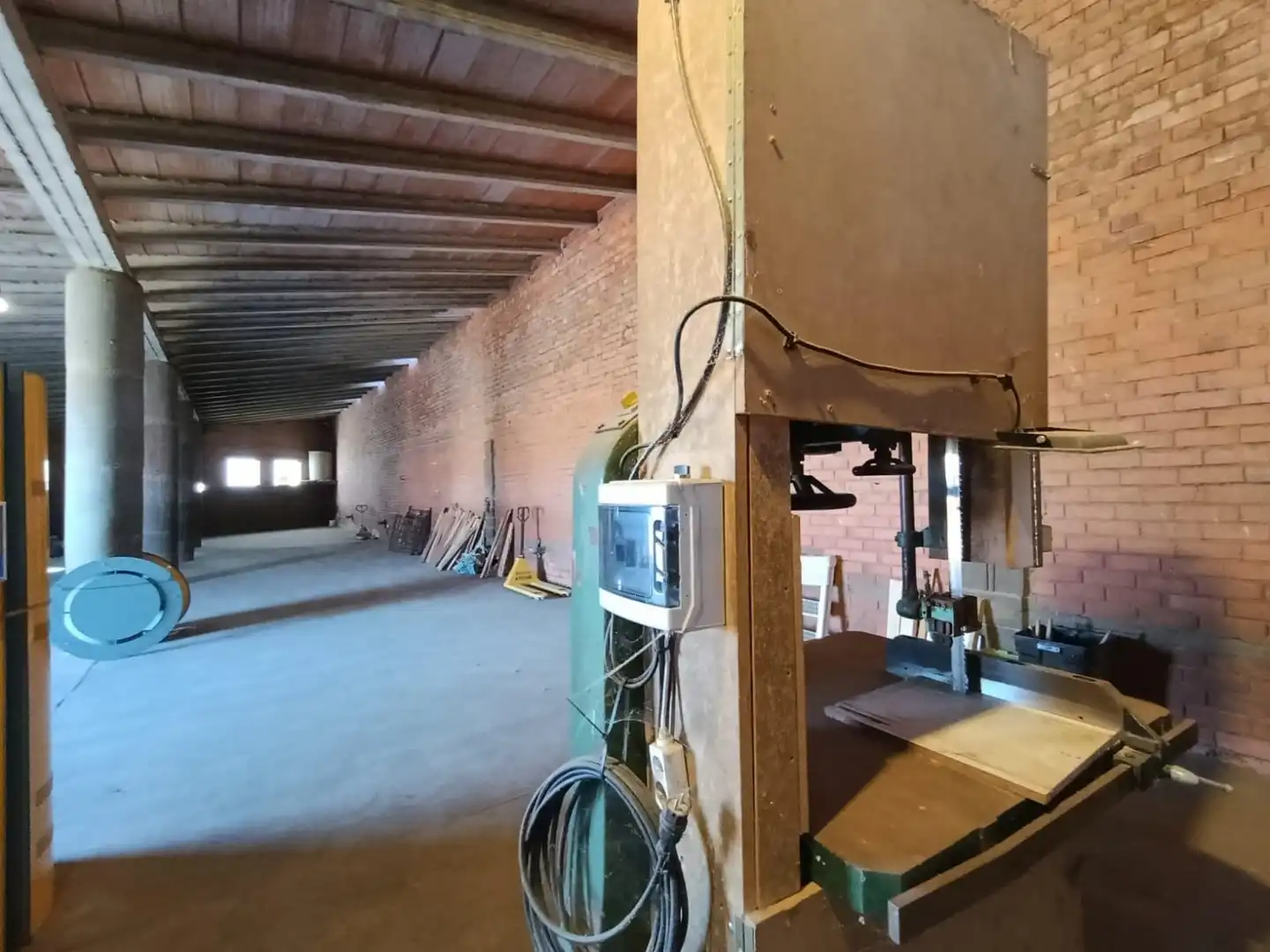 Industrial buildings for sale in Viloria