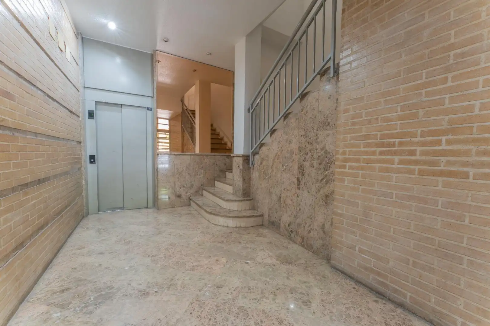 Piso en venta en Elche / Elx con Aire acondicionado y Balcón