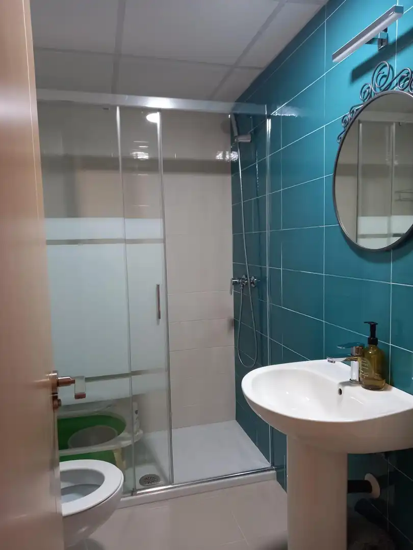 Baño de Piso en venta en Córdoba con Calefacción, Terraza y Trastero