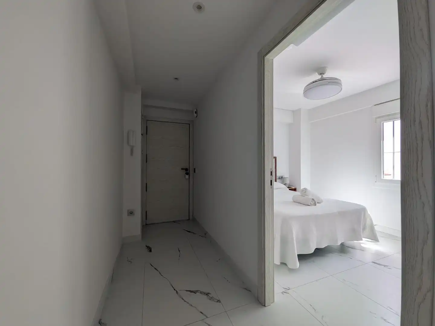 Flat for sale in Córdoba  with Air Conditioner, Terrace and Furnished