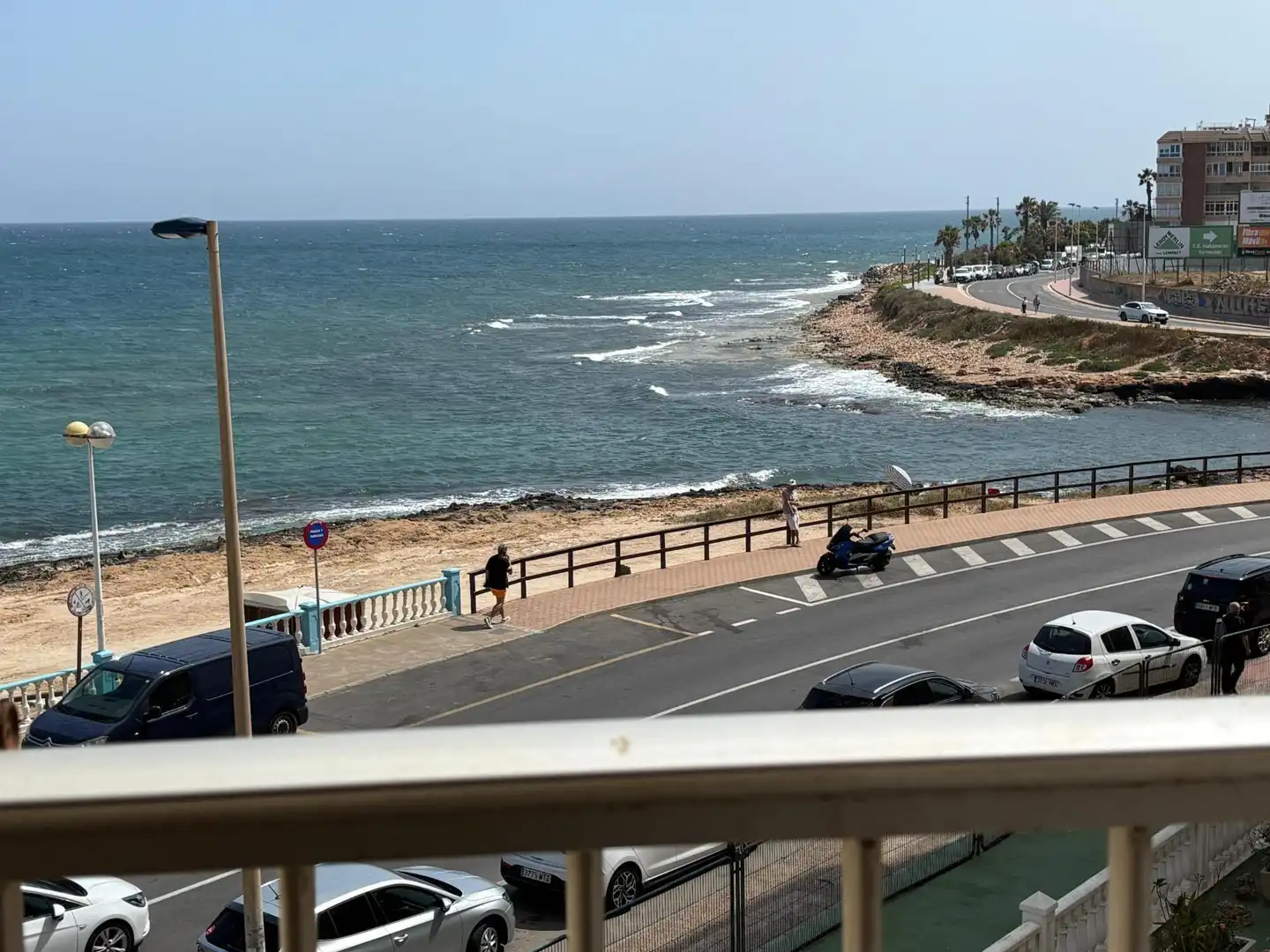 Vista exterior de Apartament en venda en Torrevieja amb Terrassa i Moblat