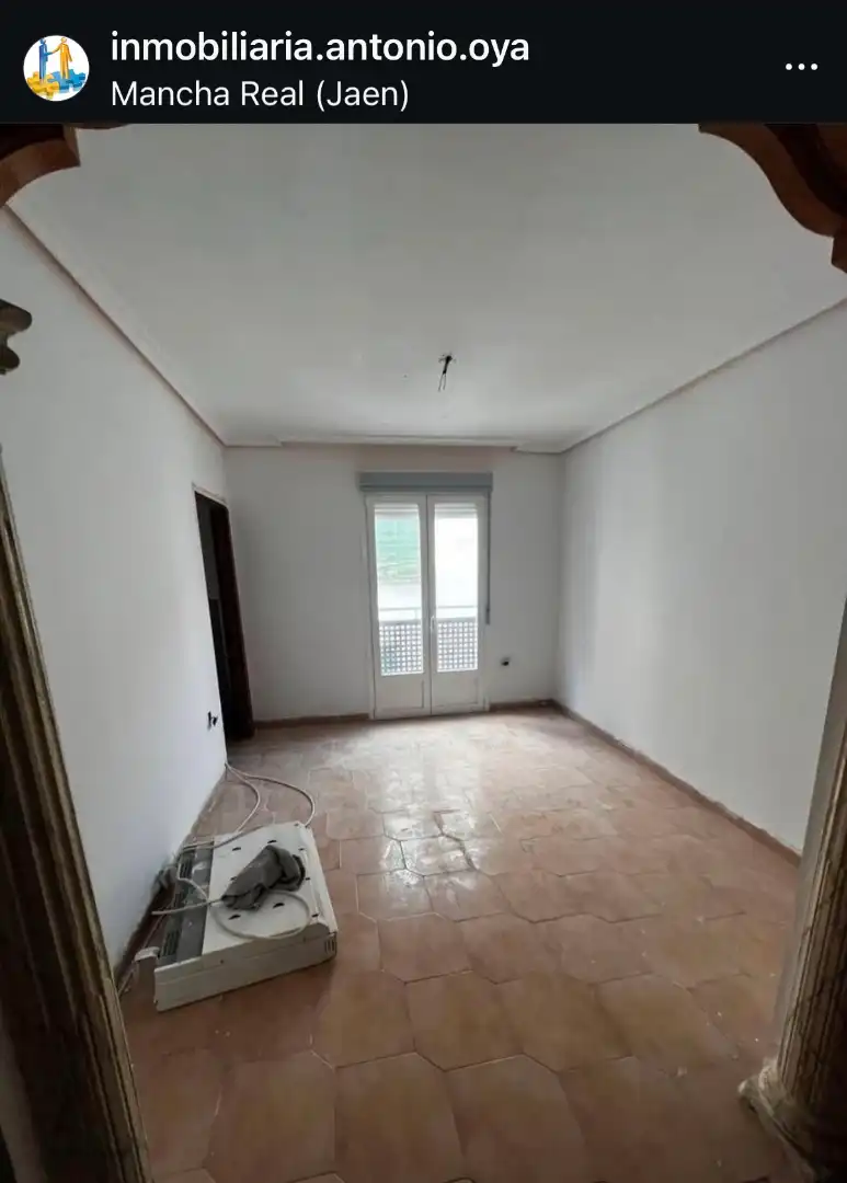 Casa con terraza en venta en Mancha Real, imagen 2