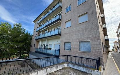 Vista exterior de Apartament en venda en L'Ampolla amb Calefacció, Terrassa i Balcó