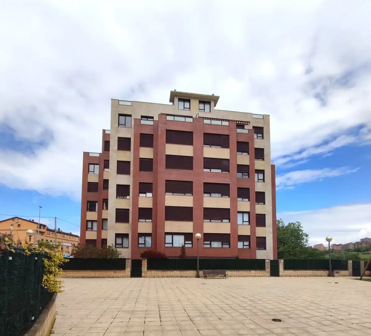 Vista exterior de Piso en venta en Santander con Calefacción, Jardín privado y Parquet