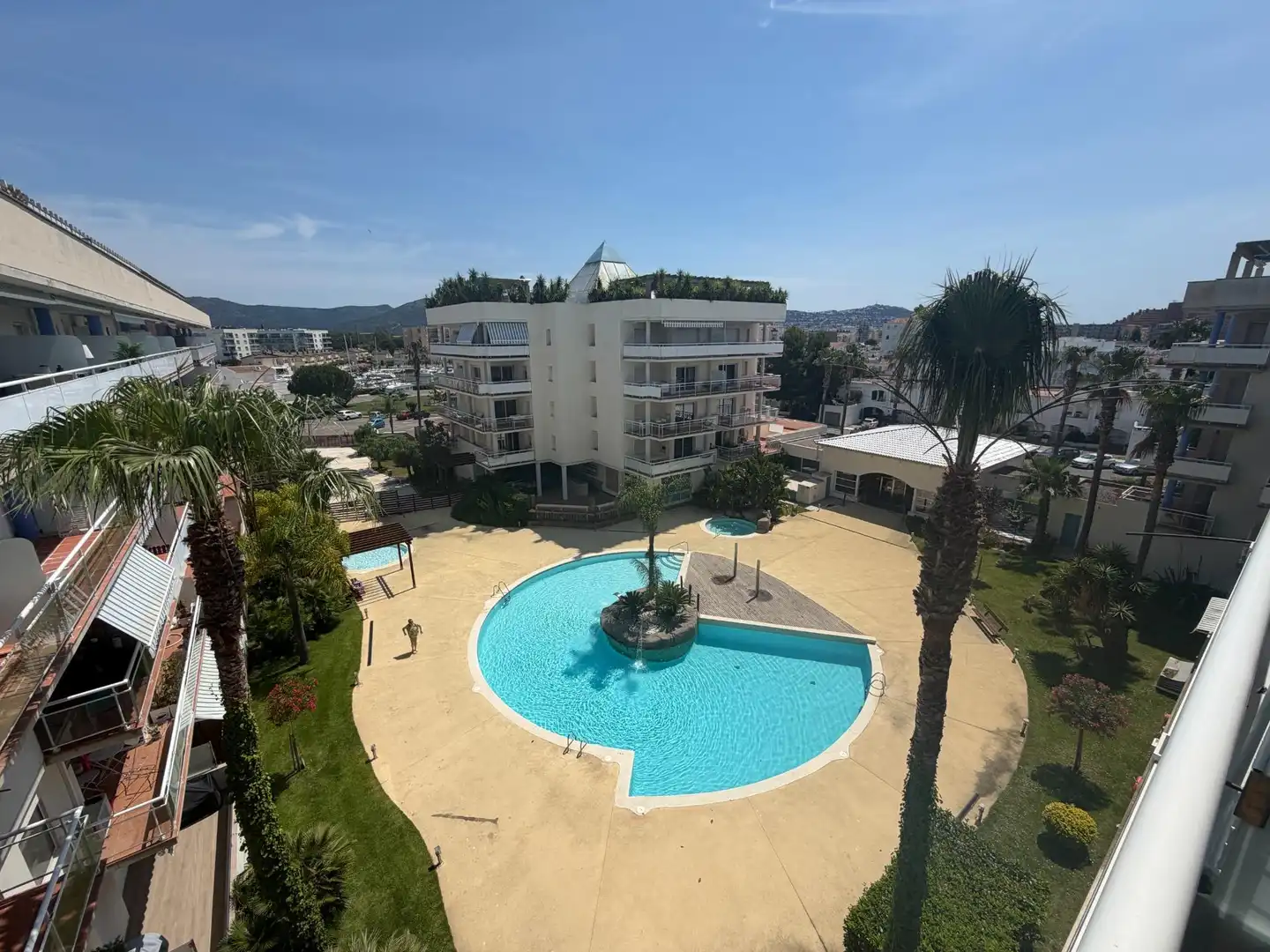 Piscina de Ático en venta en Roses con Aire acondicionado, Parquet y Terraza