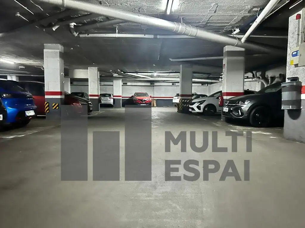 Einzelparkplatz zur Miete in Carrer de Caballero, imagen 7
