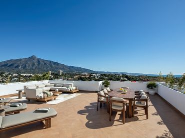 Mini appartamento con piscina in vendita a Nueva Andalucía
