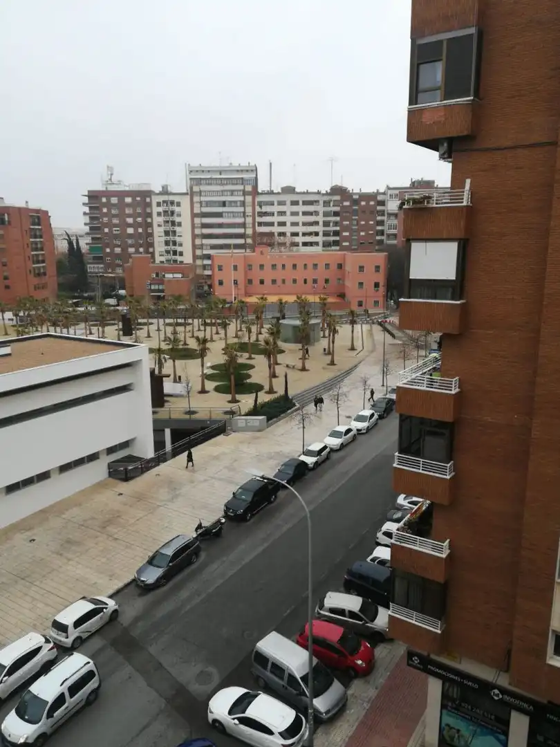 Vista exterior de Pis de lloguer en Badajoz amb Aire condicionat i Calefacció