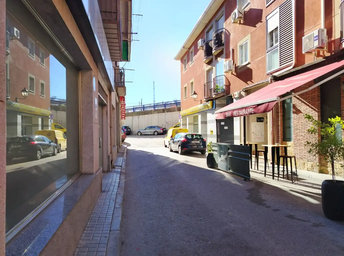 Business premises for sale in Calle la Salud, imagen 2