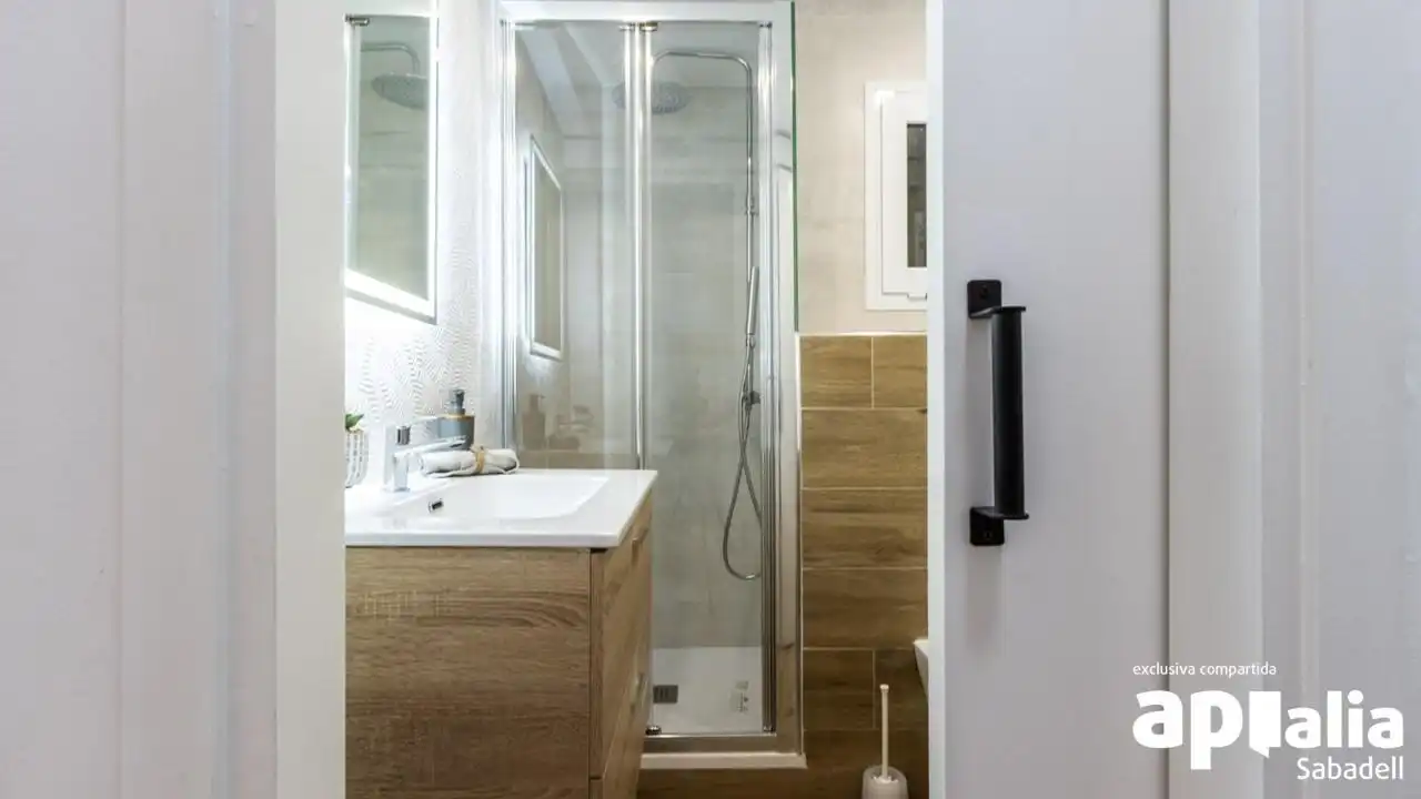 Baño de Piso en venta en Sabadell con Aire acondicionado, Calefacción y Parquet