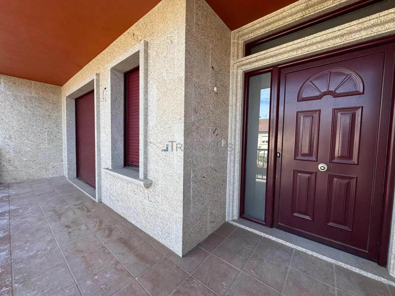 Vista exterior de Casa adosada en venta en Vigo  con Calefacción, Jardín privado y Terraza