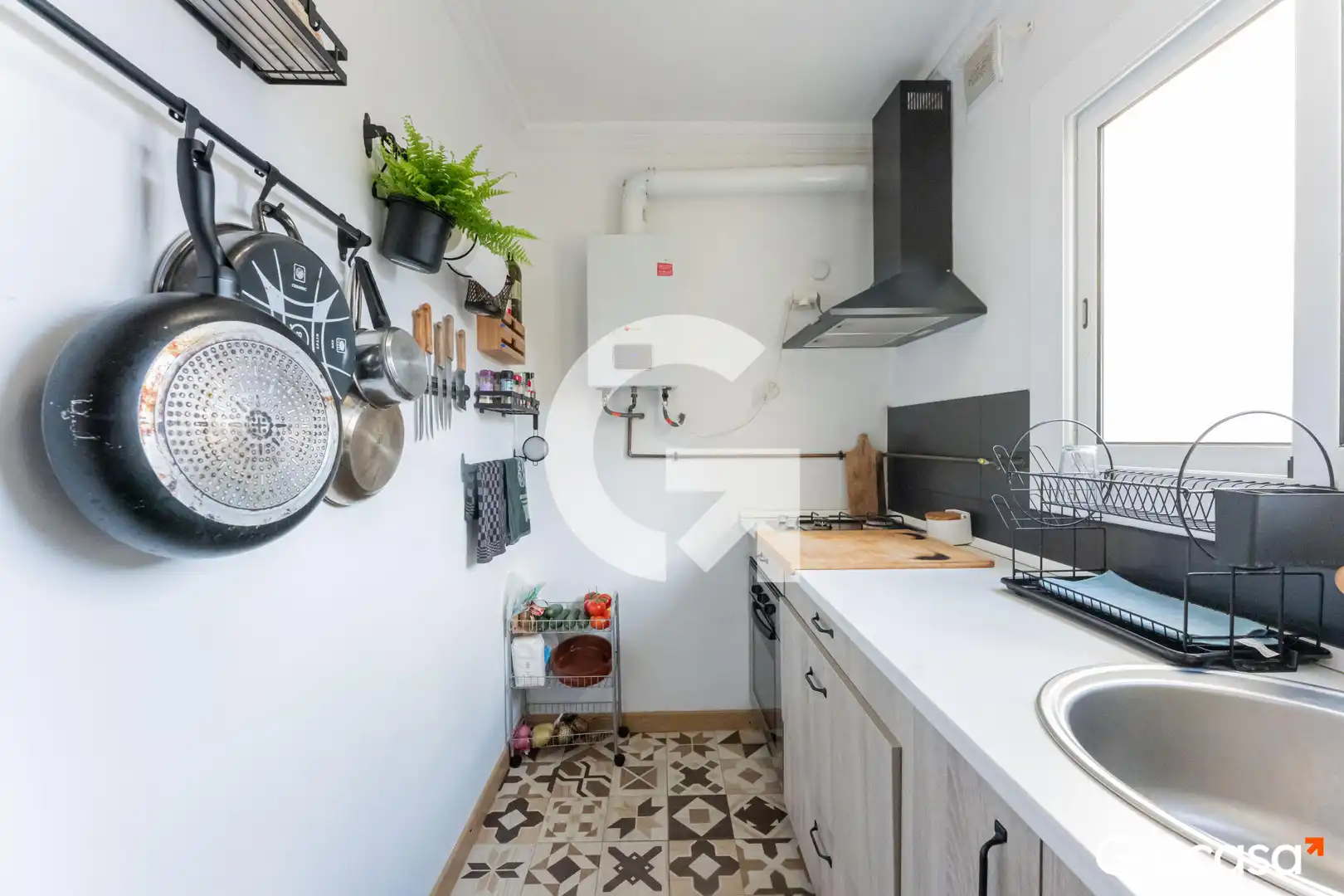Cuina de Pis en venda en Cornellà de Llobregat amb Aire condicionat