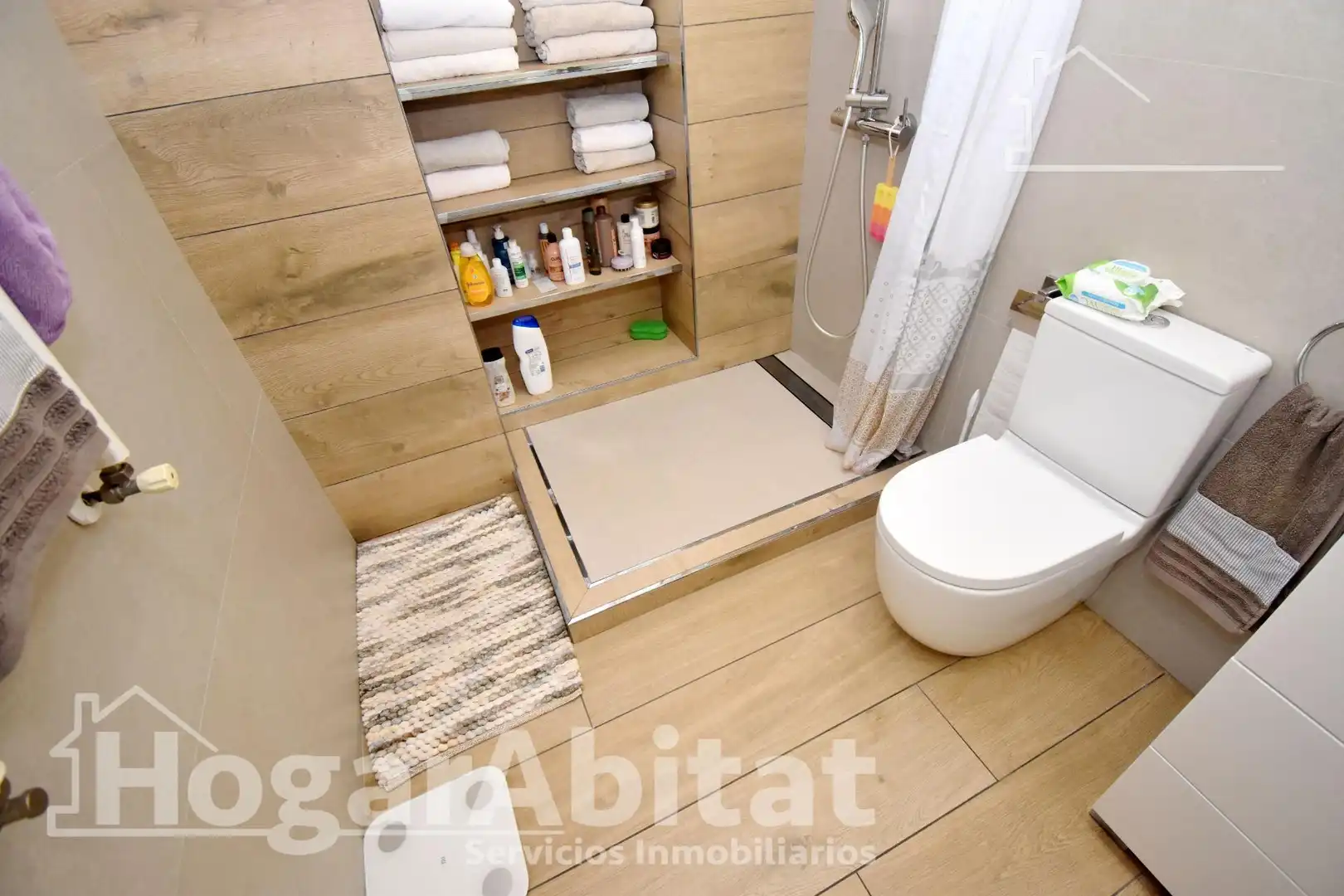Baño de Ático en venta en Castellón de la Plana / Castelló de la Plana con Aire acondicionado, Calefacción y Terraza