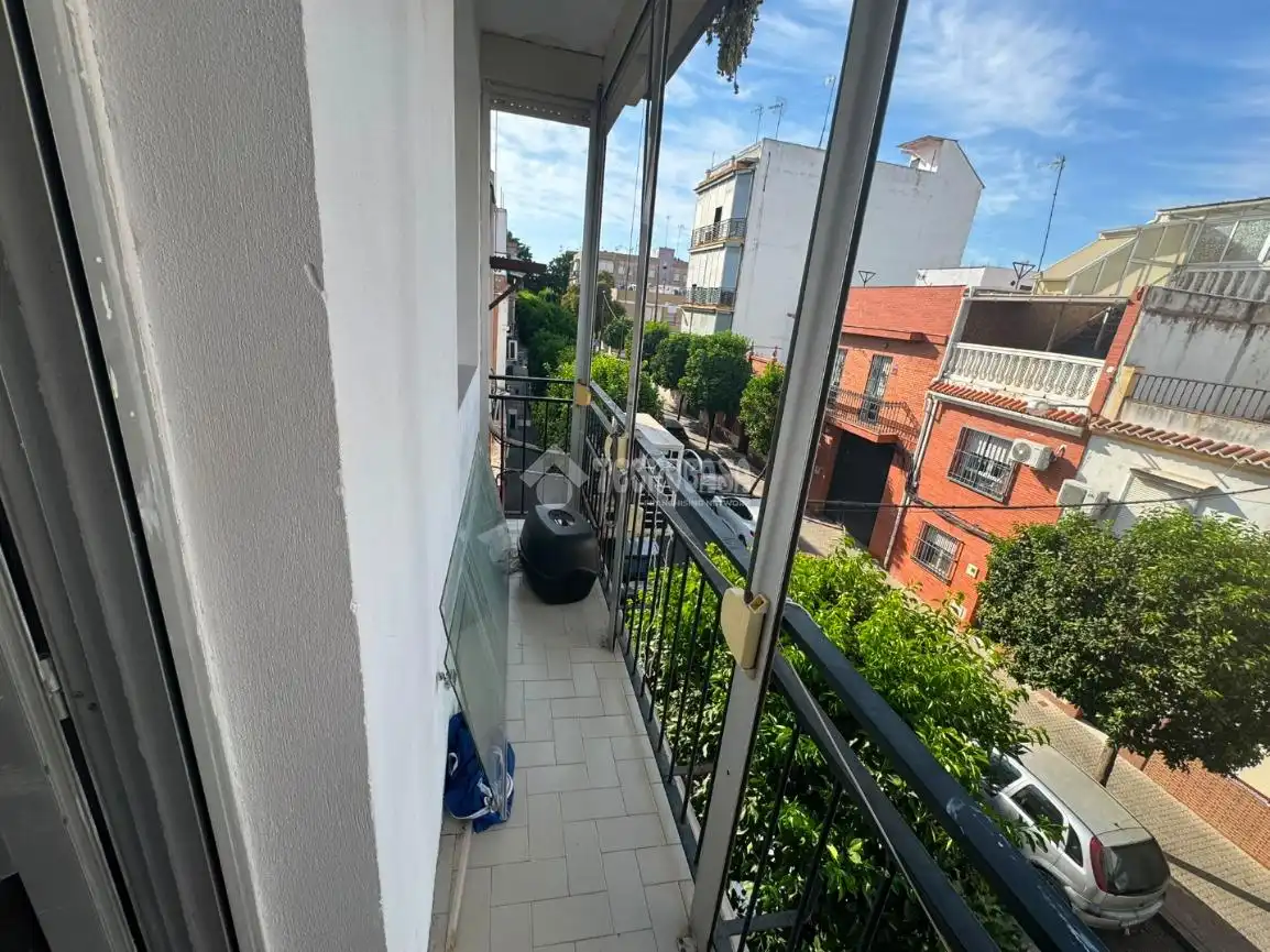 Terrassa de Pis en venda en Sevilla amb Aire condicionat