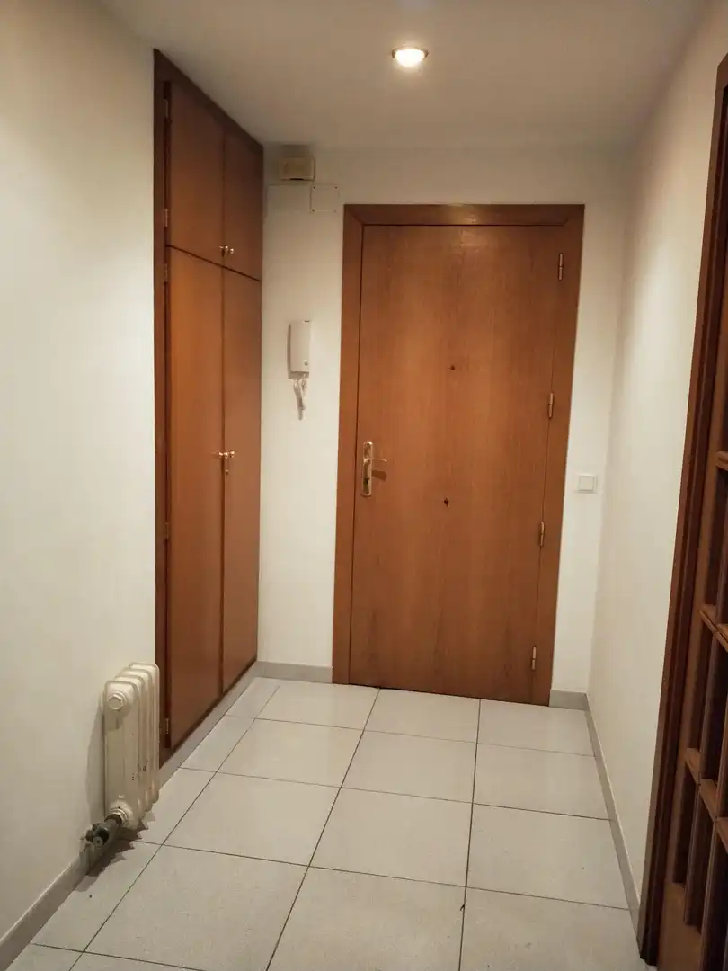 Flat for rent in Girona  with Furnished