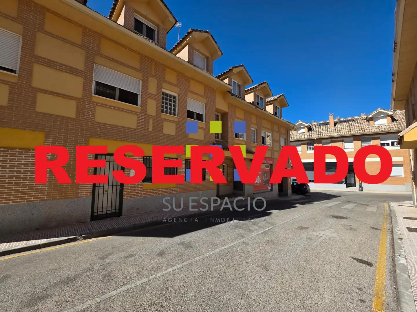 Vista exterior de Dúplex en venda en Serranillos del Valle amb Aire condicionat i Calefacció