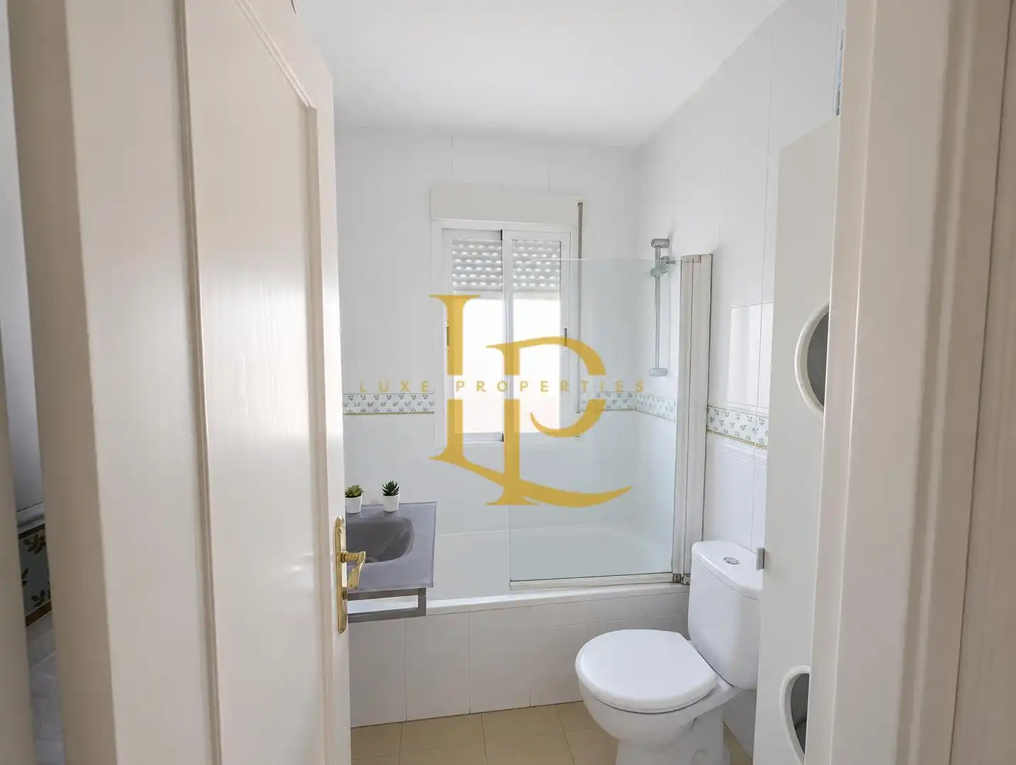 Baño de Casa o chalet en venta en El Casar con Aire acondicionado, Jardín privado y Terraza