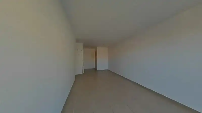 Flat for sale in Salt