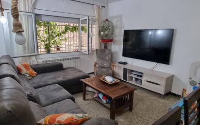 Living room of Flat for sale in Girona Capital