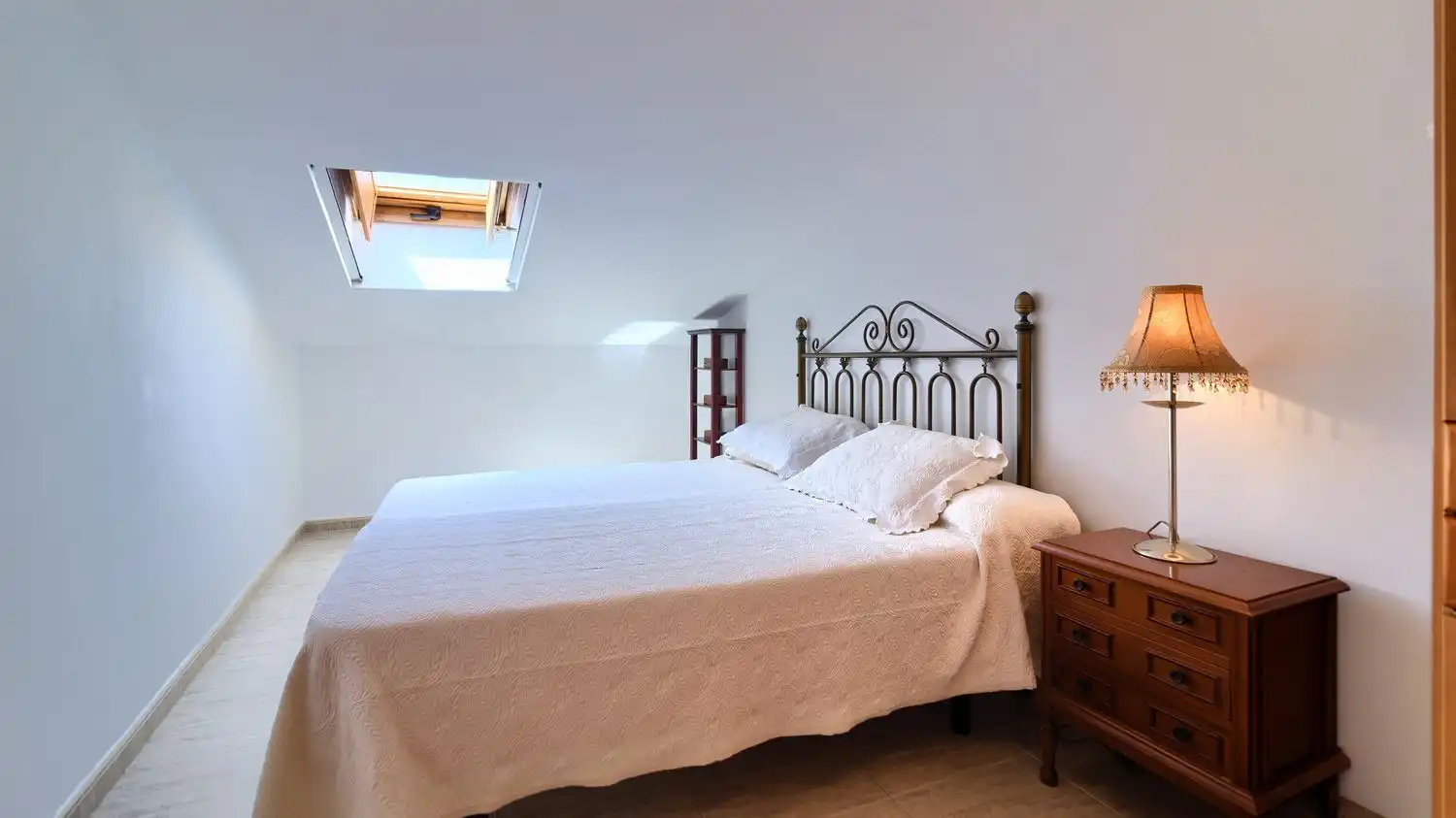 Habitación de Casa o chalet de alquiler en Sagunto / Sagunt con Terraza