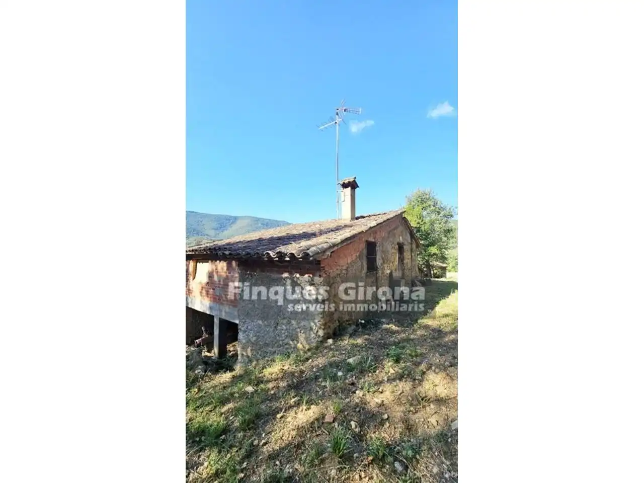 Casa rústica amb jardí en venda a Calle CAN CUCUT, imagen 45