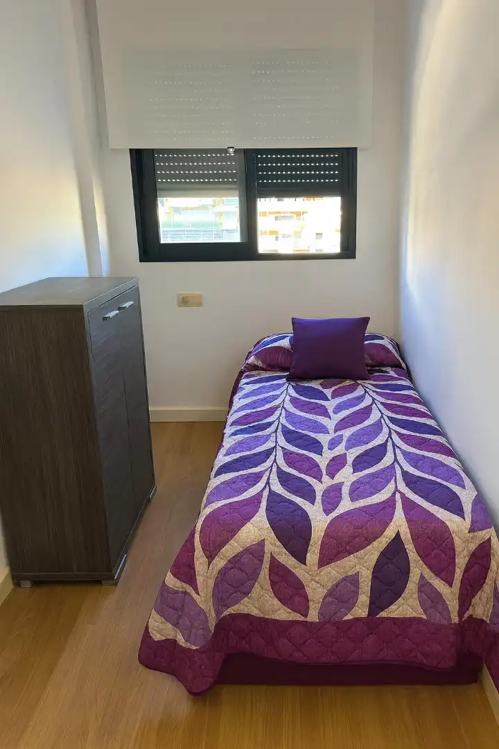 Habitación de Apartamento en venta en La Pobla de Farnals con Aire acondicionado, Calefacción y Jardín privado