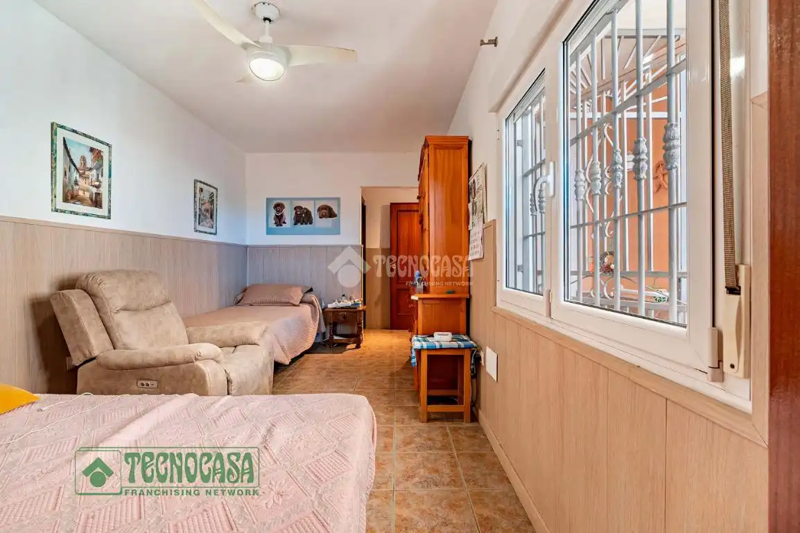 Habitación de Casa adosada en venta en Roquetas de Mar