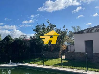 Exterior view of House or chalet for sale in  Córdoba Capital  with Air Conditioner, Private garden and Swimming Pool