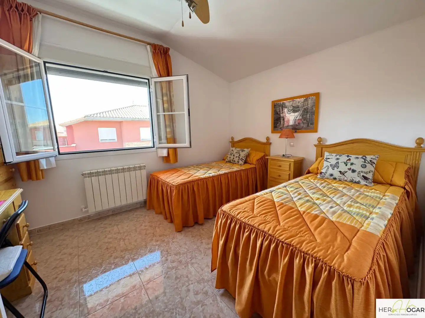 Schlafzimmer von Haus oder Chalet zum Verkauf in Magán mit Heizung und Abstellraum