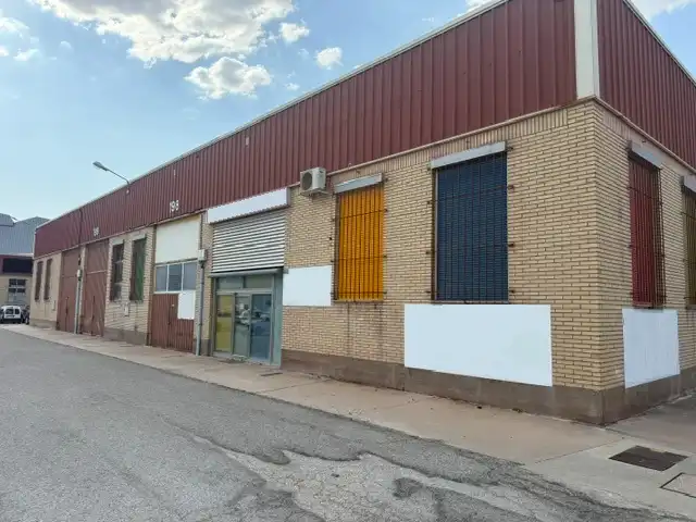 Industriegebäude zum Verkauf in Naves Taglosa, imagen 18