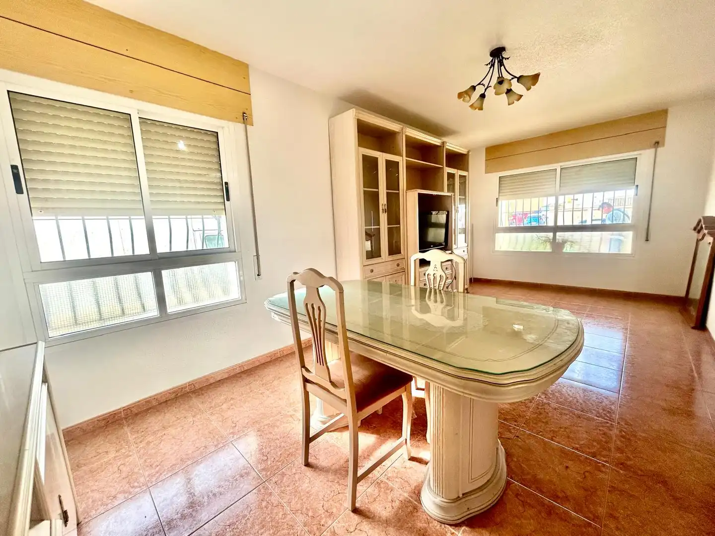 Comedor de Casa adosada en venta en Roquetas de Mar con Jardín privado, Terraza y Horno