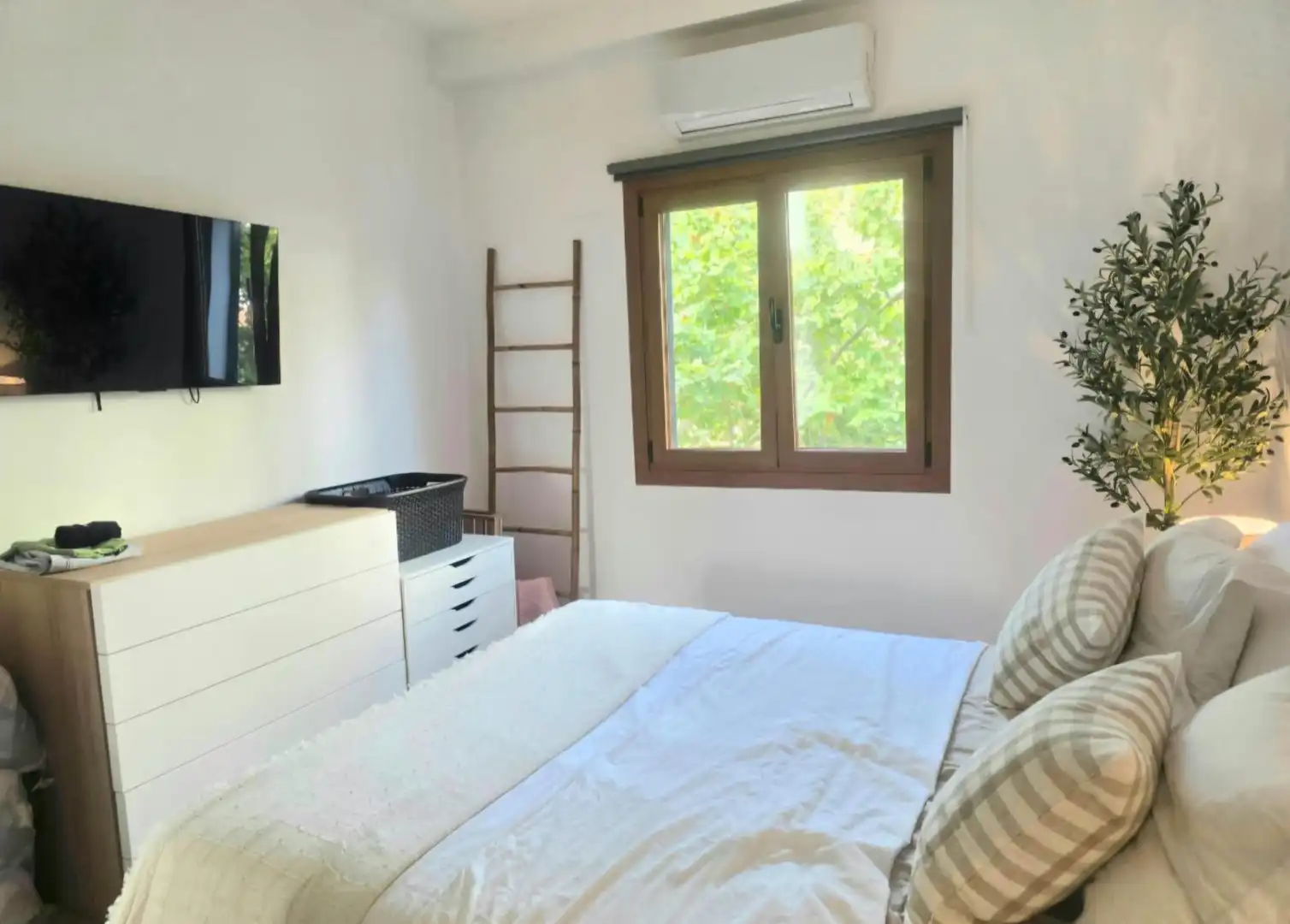 Piso con terraza en venta en Llevant, imagen 12