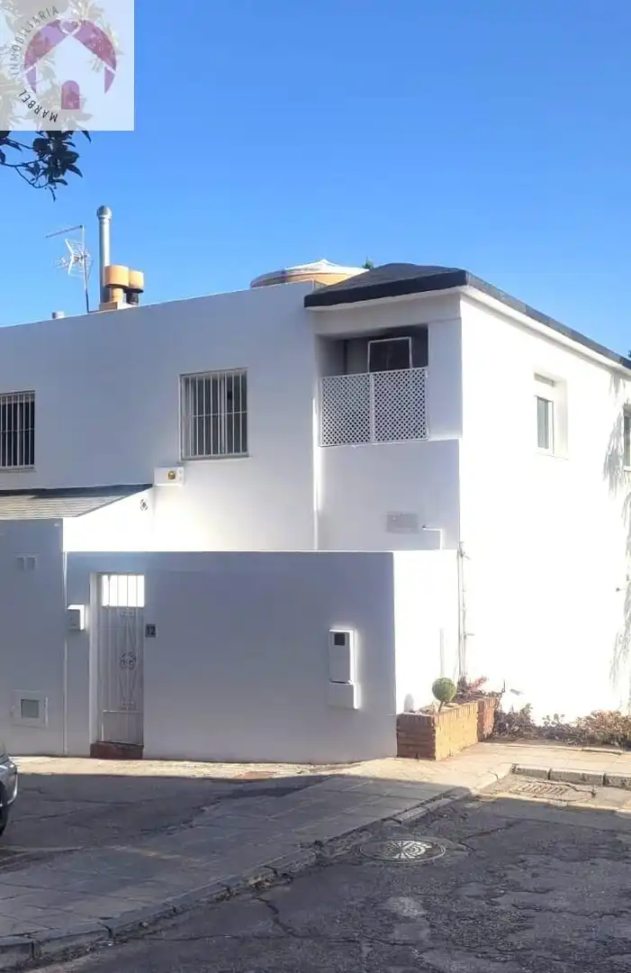 Villa à vendre à Genil