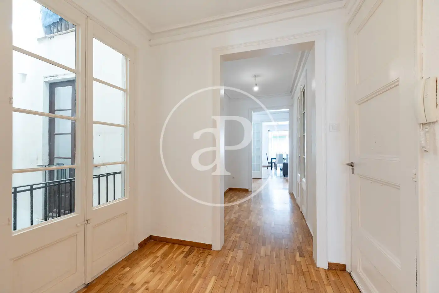 Wohnung zur Miete in Barcelona mit Klimaanlage, Heizung und Möbliert