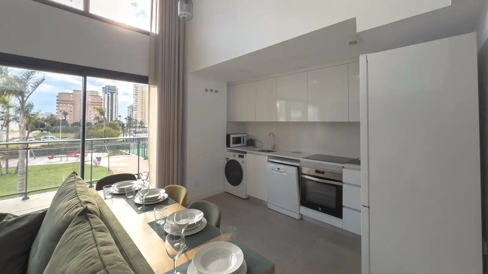 Cocina de Dúplex de alquiler en Calpe / Calp con Aire acondicionado, Terraza y Trastero