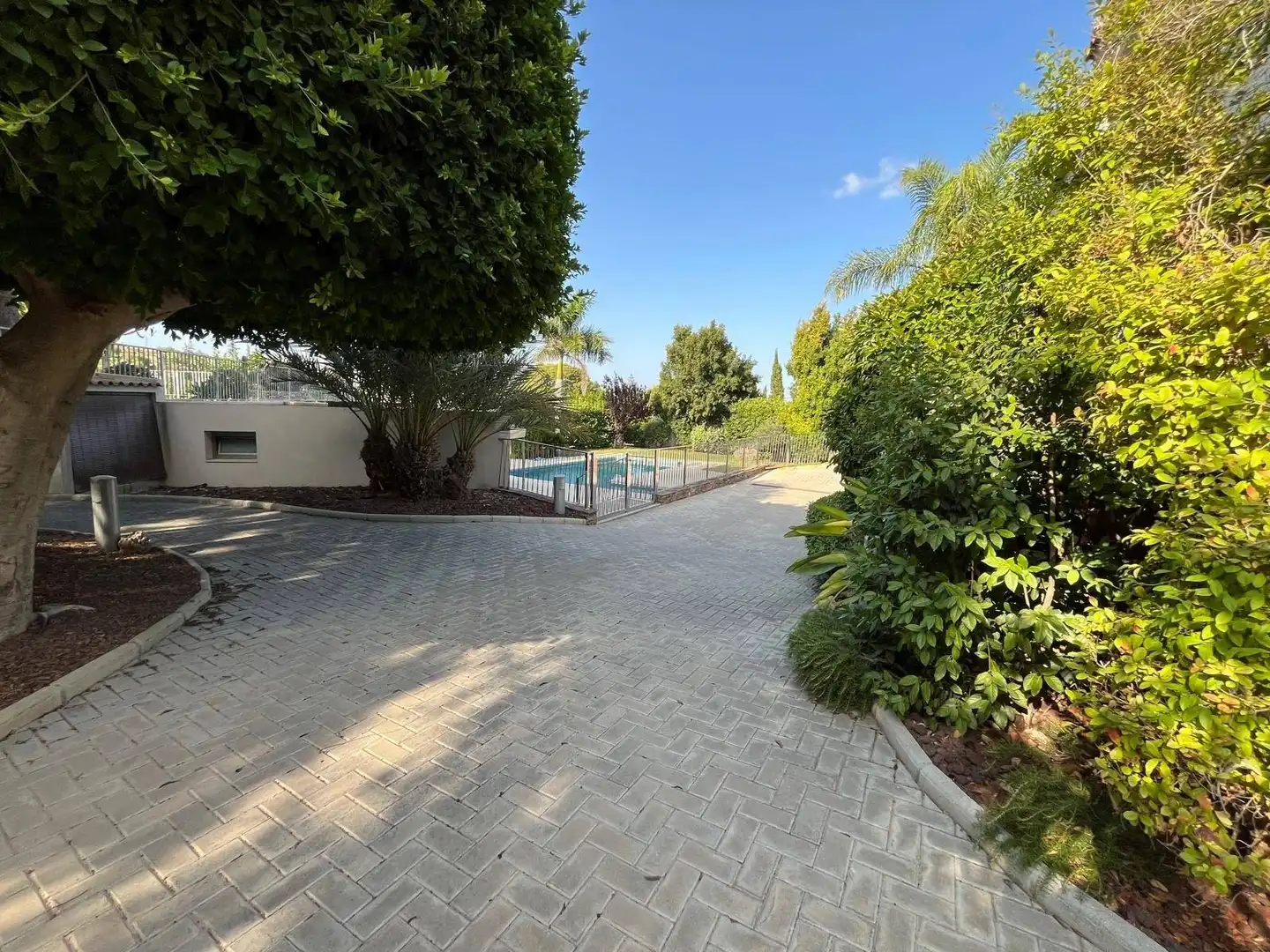 Swimming pool of Houses for sale in Elche / Elx  with Air Conditioner, Private garden and Terrace
