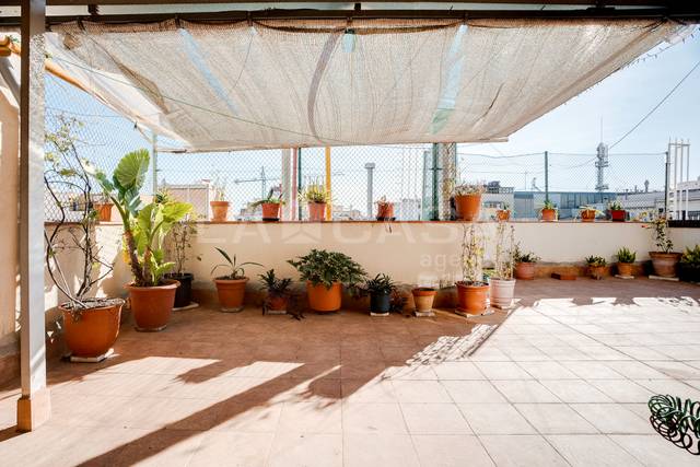 Ático en Venta en El Camp d'en Grassot i Gràcia Nova