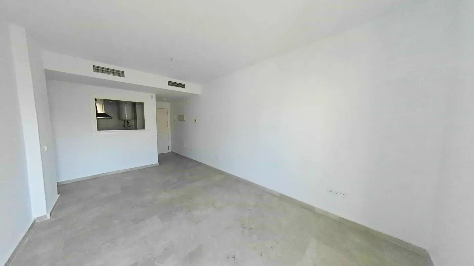 Wohnzimmer von Wohnungen zum Verkauf in Manilva mit Abstellraum und Schwimmbad