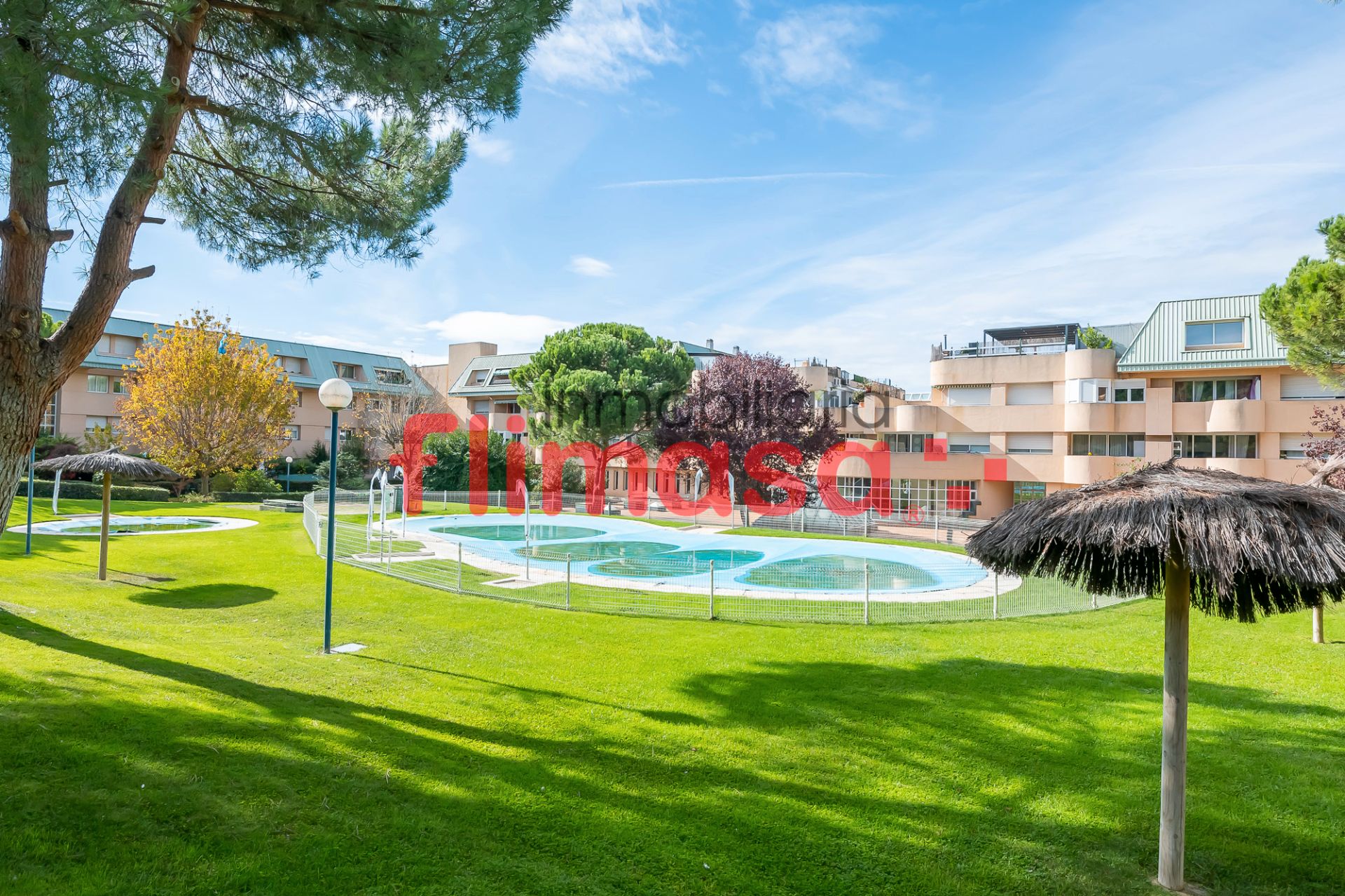 Exterior view of Apartment for sale in Villaviciosa de Odón  with Air Conditioner, Heating and Terrace