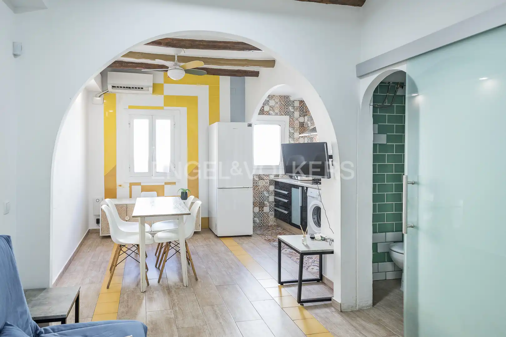 Cocina de Piso en venta en L'Hospitalet de Llobregat con Calefacción